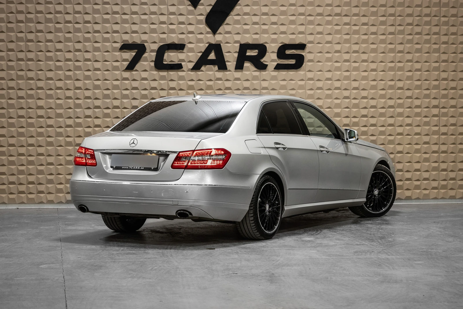 Mercedes-Benz E 350 * 4MATIC * AVANTGARDE * , снимка 6 - Автомобили и джипове - 54626889