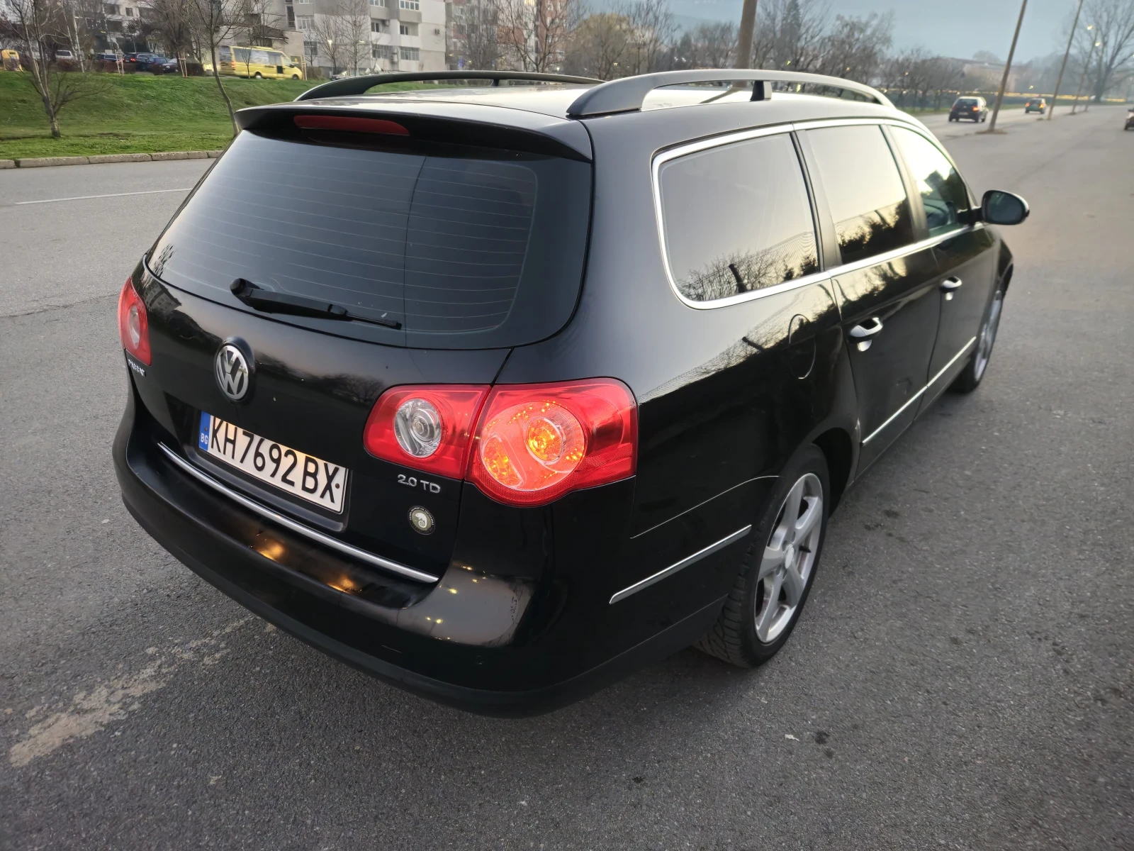 VW Passat, снимка 3 - Автомобили и джипове - 54637097