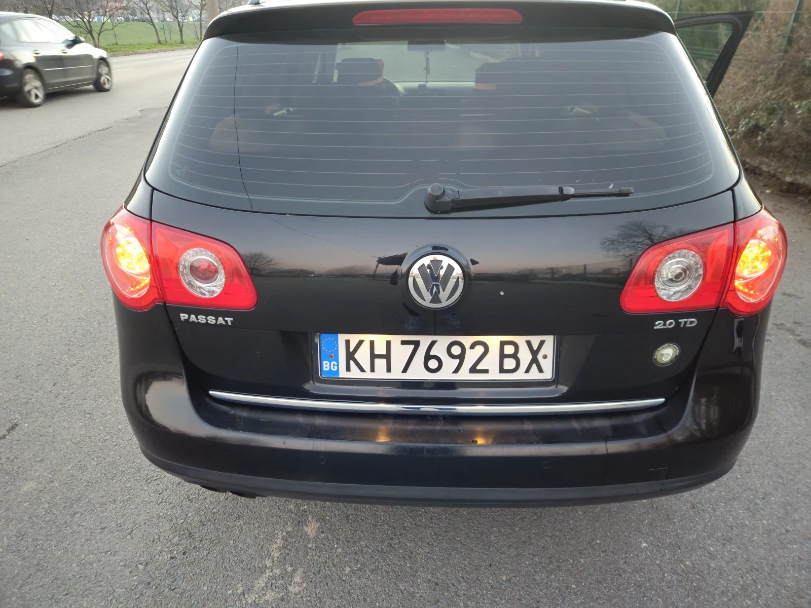 VW Passat, снимка 6 - Автомобили и джипове - 54637097