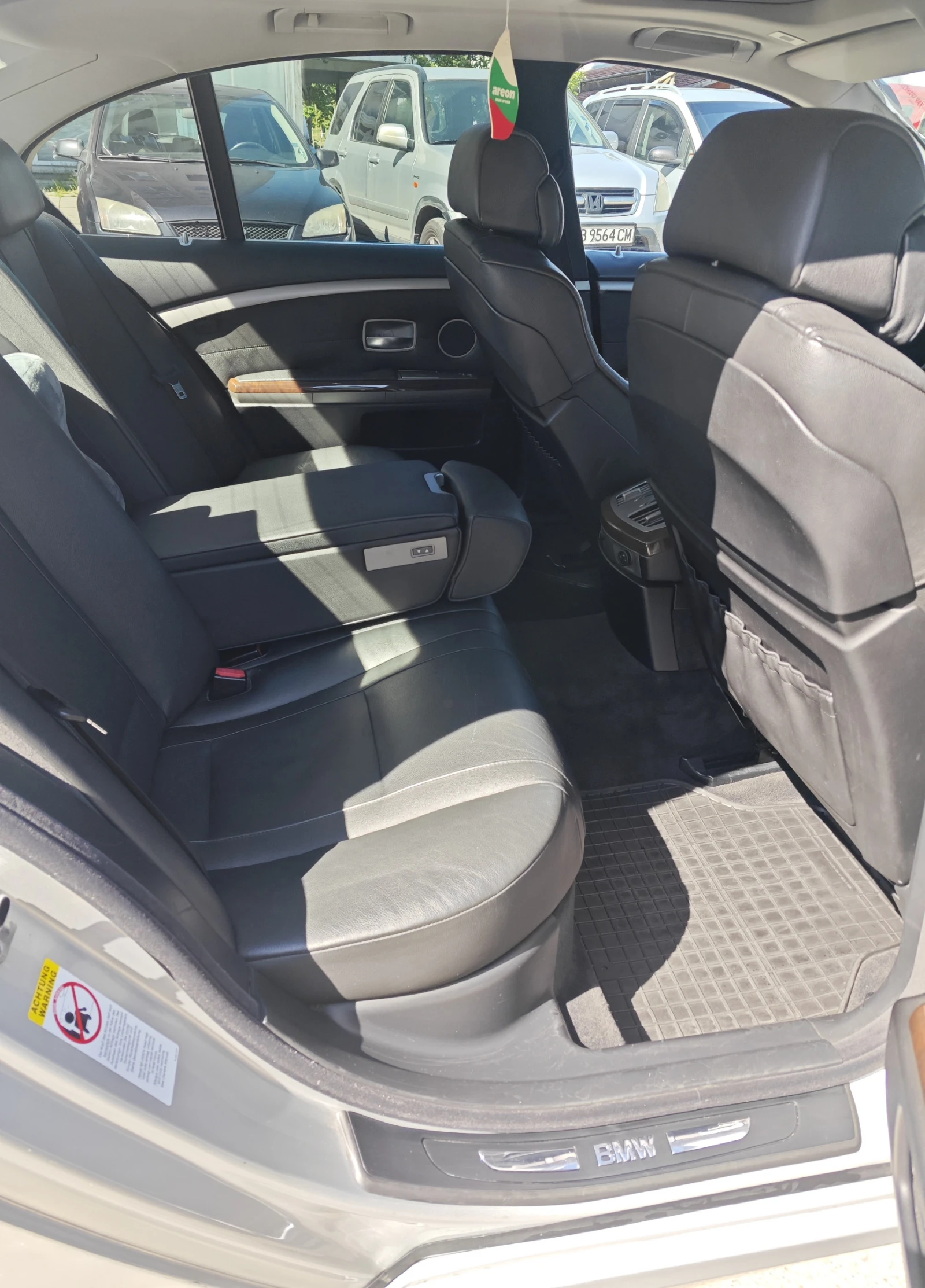 BMW 730 Е65, 3.0d, снимка 8 - Автомобили и джипове - 54666351