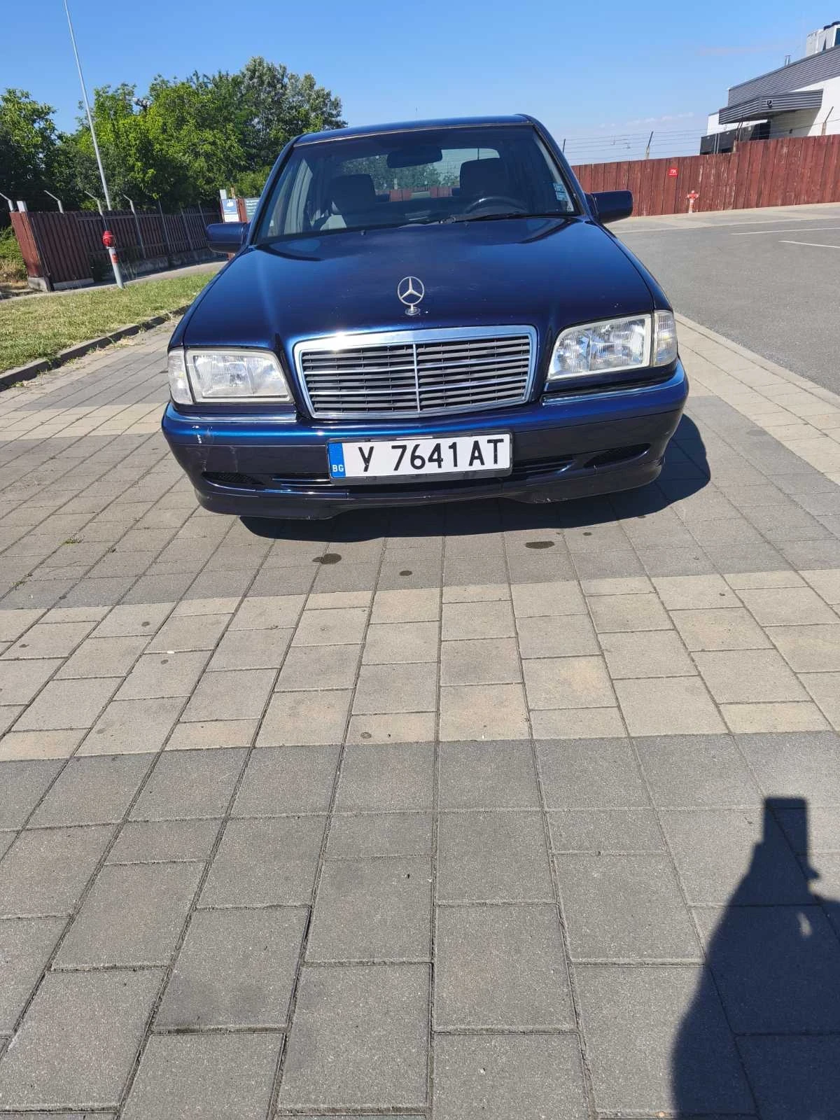 Mercedes-Benz C 220, снимка 4 - Автомобили и джипове - 55002813