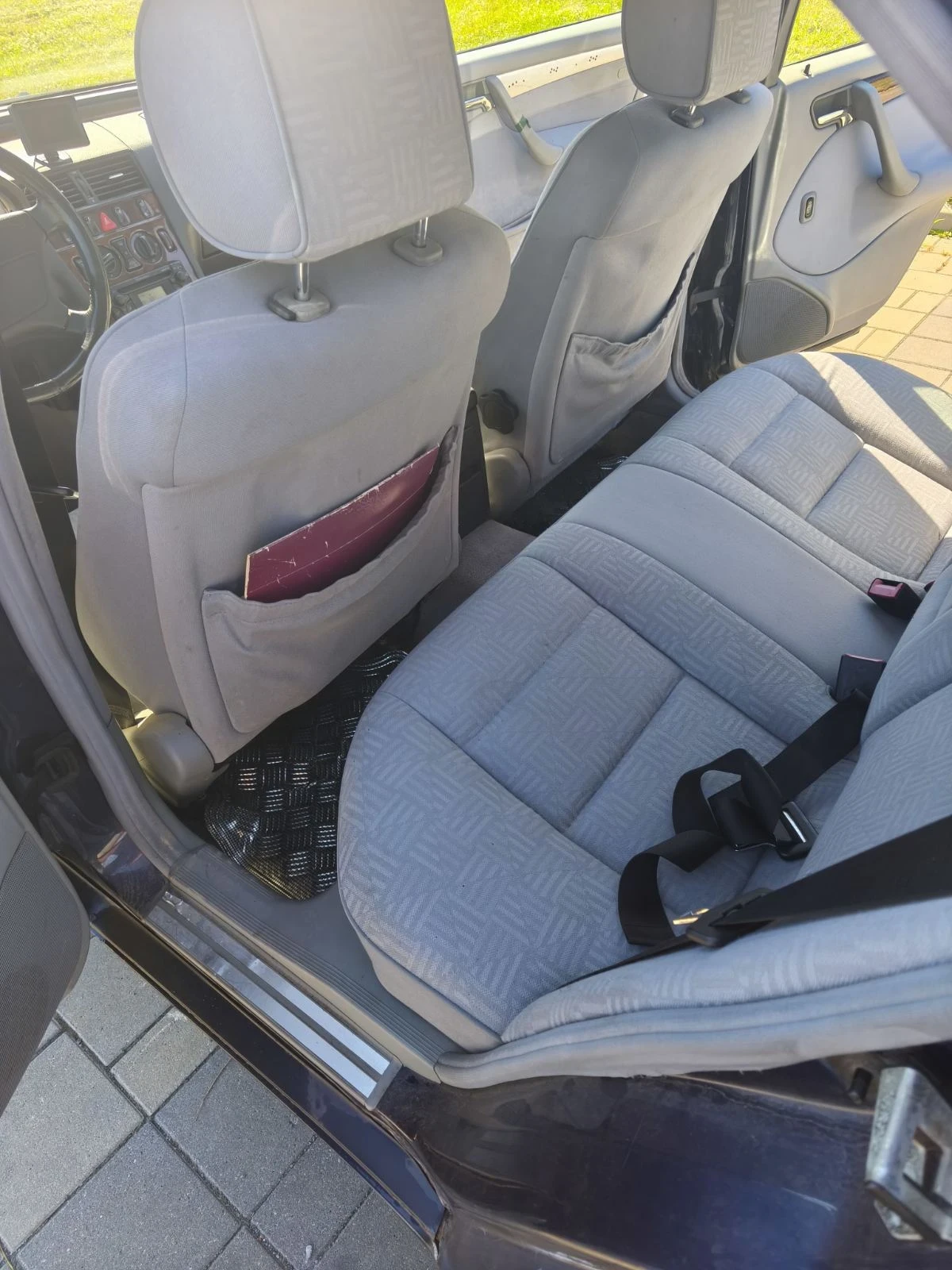 Mercedes-Benz C 220, снимка 12 - Автомобили и джипове - 55002813