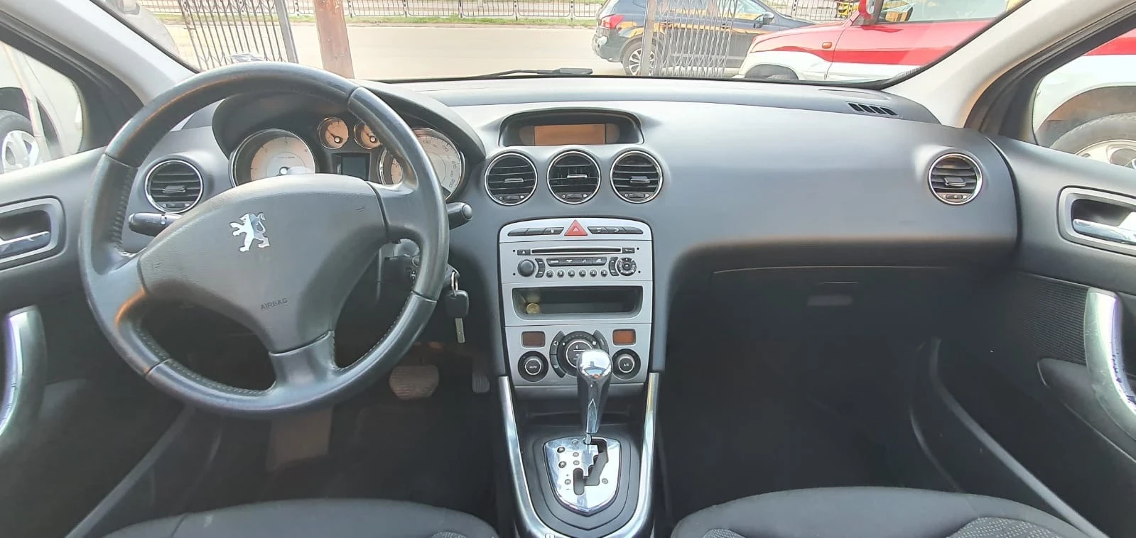 Peugeot 308 2.0HDI-136к.с. АВТОМАТИК+ ШВЕЙЦАРИЯ+ , снимка 9 - Автомобили и джипове - 55110183
