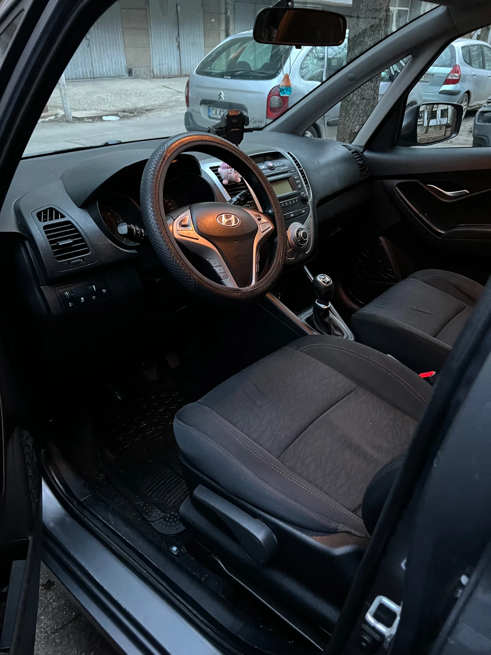 Hyundai Ix20, снимка 3 - Автомобили и джипове - 55129181