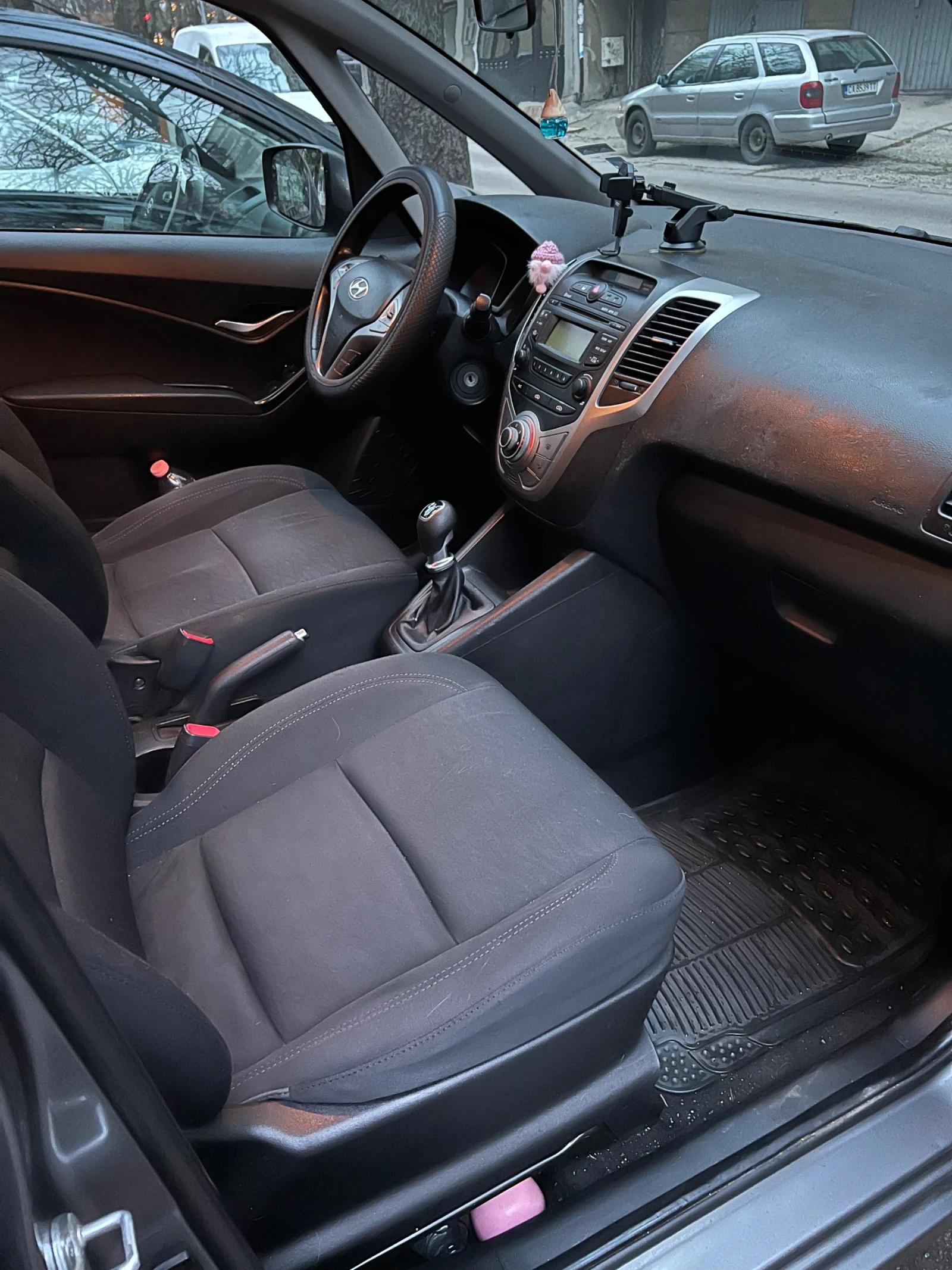 Hyundai Ix20, снимка 4 - Автомобили и джипове - 55129181