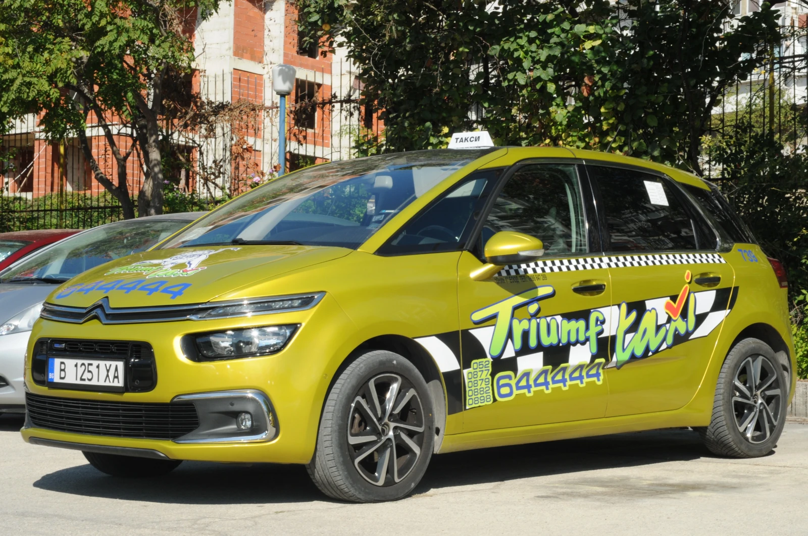 Citroen C4 Picasso 1.2, снимка 2 - Автомобили и джипове - 55622993
