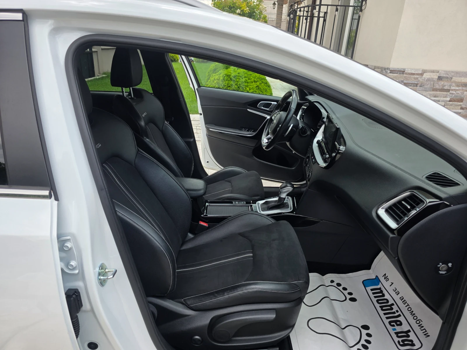 Kia Ceed 1.5 Т GT-PLUS LINE, снимка 14 - Автомобили и джипове - 55671672