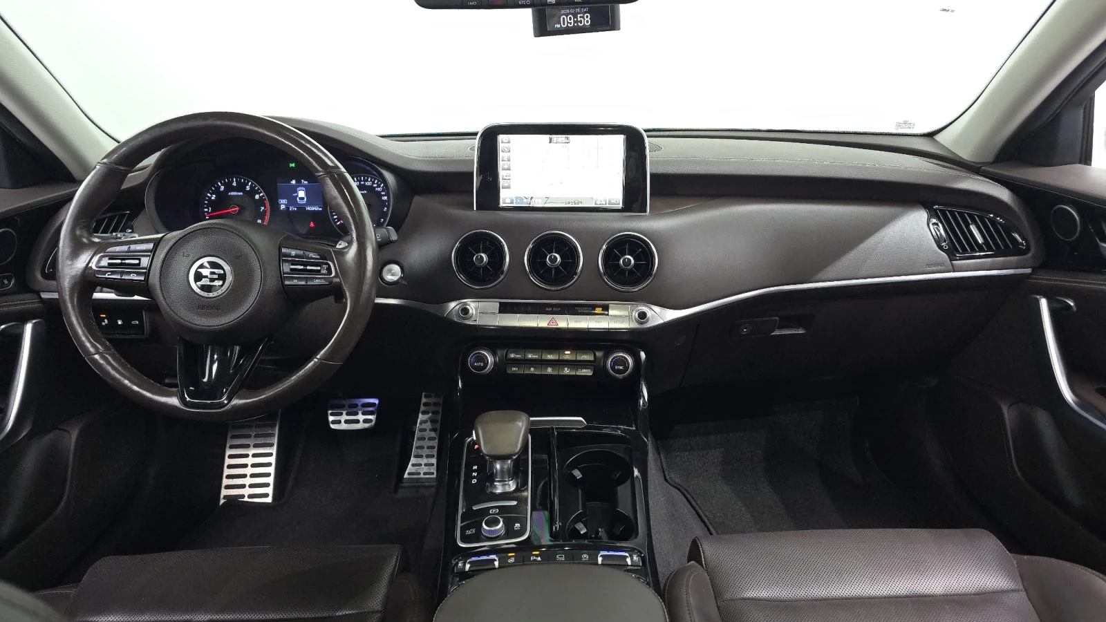 Kia Stinger 3.3 Turbo AWD autogeorge.com, снимка 11 - Автомобили и джипове - 55736418