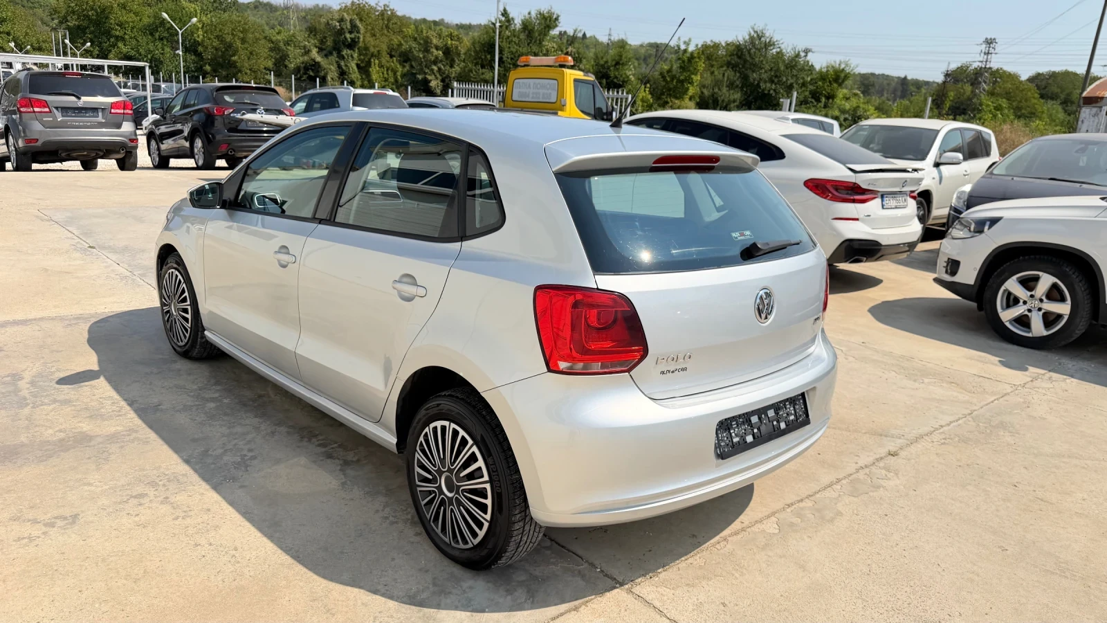 VW Polo 1.6tdi 90k.c* UNIKAT* , снимка 4 - Автомобили и джипове - 55774770