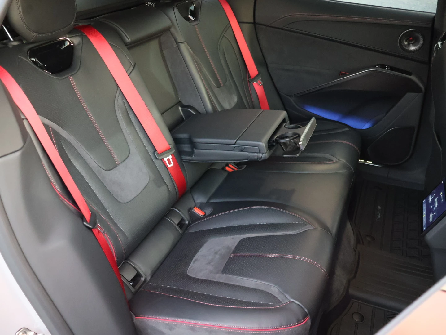 Lotus Eletre 612��/114KWH/23���/24���.��/��� ���������/�������� | Mobile.bg � ����������� 17