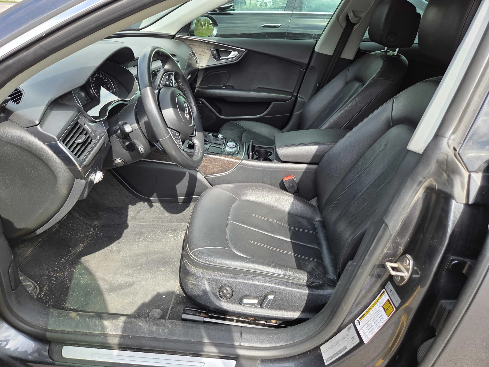 Audi A7 Progressiv / 360 / BOSE / CARFAX / АВТОКРЕДИТ, снимка 5 - Автомобили и джипове - 55938077