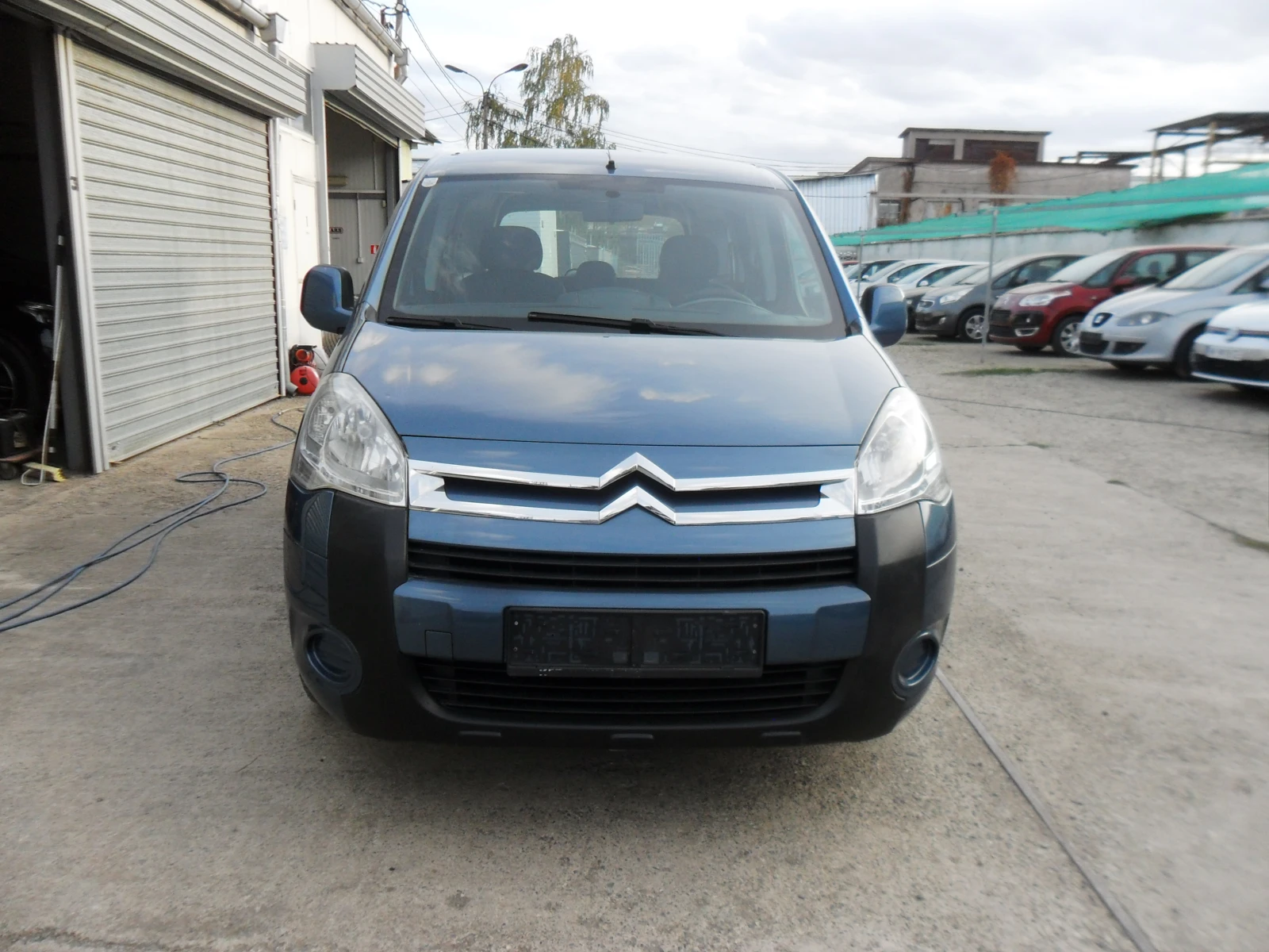 Citroen Berlingo 1, 6i-KLIMA-MULTISPACE, снимка 2 - Автомобили и джипове - 56434205