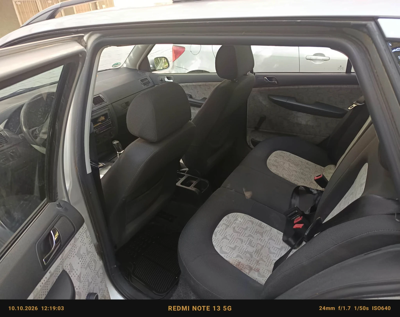 Skoda Fabia, снимка 7 - Автомобили и джипове - 56527691