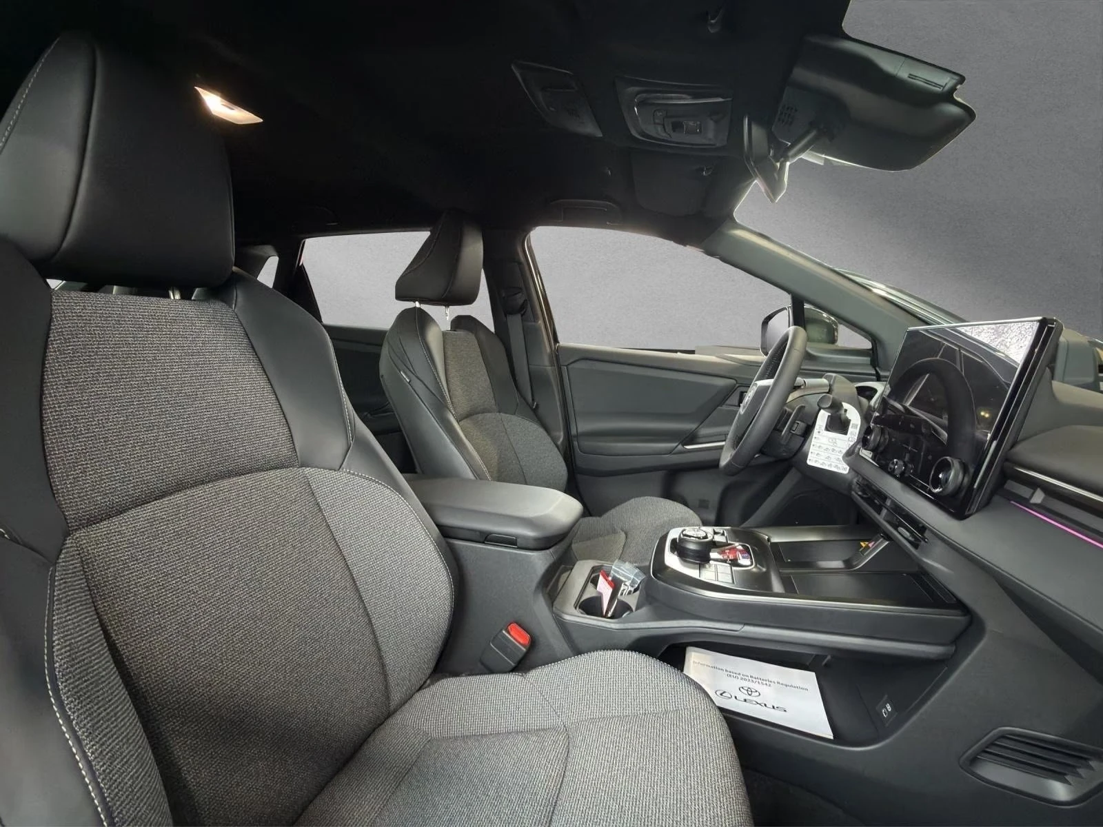 Toyota bZ4X LED 360 CAMERA , снимка 12 - Автомобили и джипове - 56575795