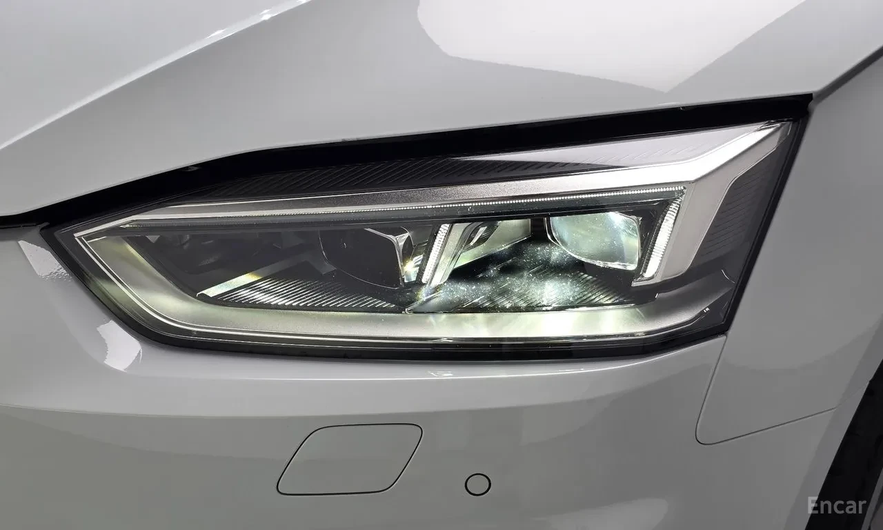 Audi A5 45 TFSI Quattro Premium Sportback, снимка 5 - Автомобили и джипове - 56696394