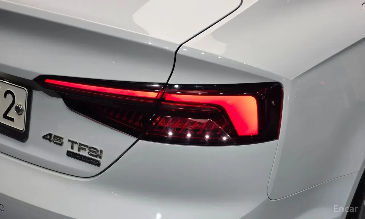 Audi A5 45 TFSI Quattro Premium Sportback, снимка 6 - Автомобили и джипове - 56696394