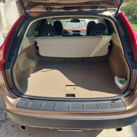 Volvo XC60 2.4 D5, снимка 12