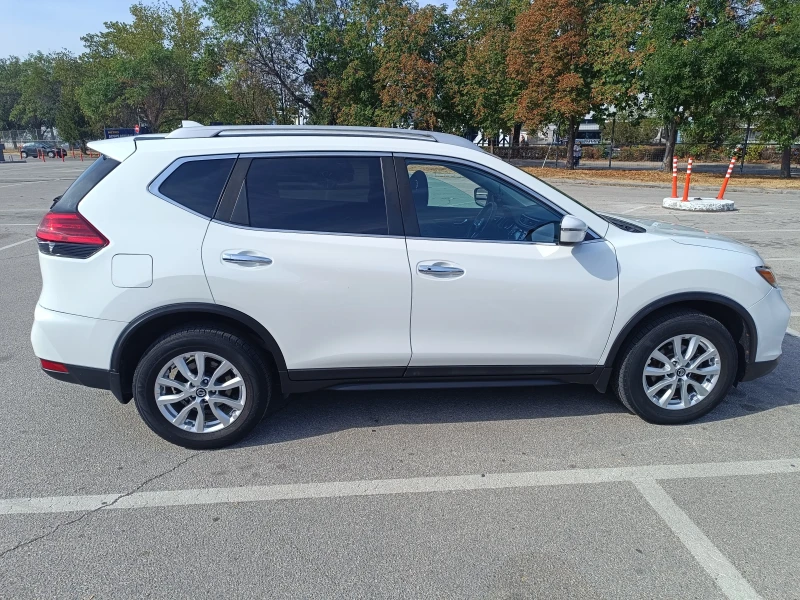 Nissan Rogue SV AWD, снимка 4 - Автомобили и джипове - 47118109