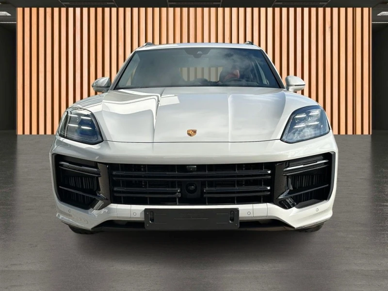 Porsche Cayenne TURBO E-HYBRID/FACELIFT/CARBON/MATRIX/PANO/BOSE/, снимка 2 - Автомобили и джипове - 48442234