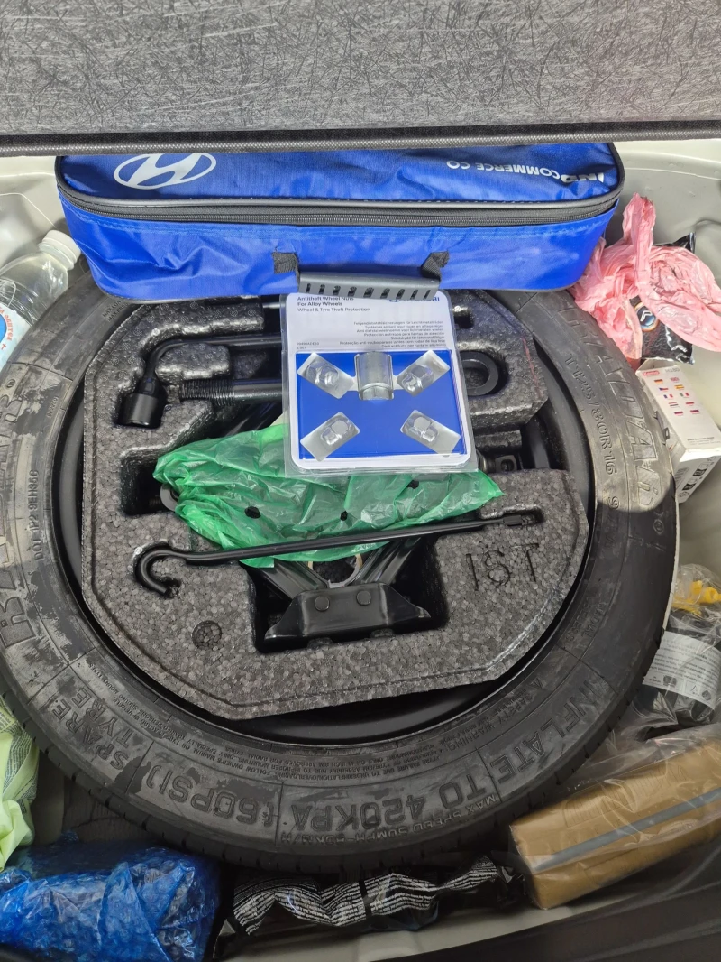 Hyundai Kona, снимка 16 - Автомобили и джипове - 50981256