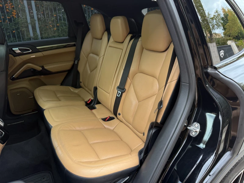 Porsche Cayenne 3.0TDI * Сменени вериги* , снимка 15 - Автомобили и джипове - 52054999
