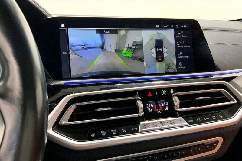 BMW X6 xDrive40i * CARFAX * ЛАЗЕРИ* 360 КАМЕРИ* ПАНОРАМА, снимка 12 - Автомобили и джипове - 53340245