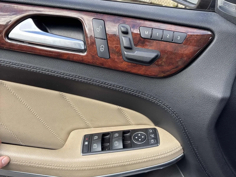 Mercedes-Benz GL 550 4.6L 8cyl AWD, снимка 6 - Автомобили и джипове - 53525573