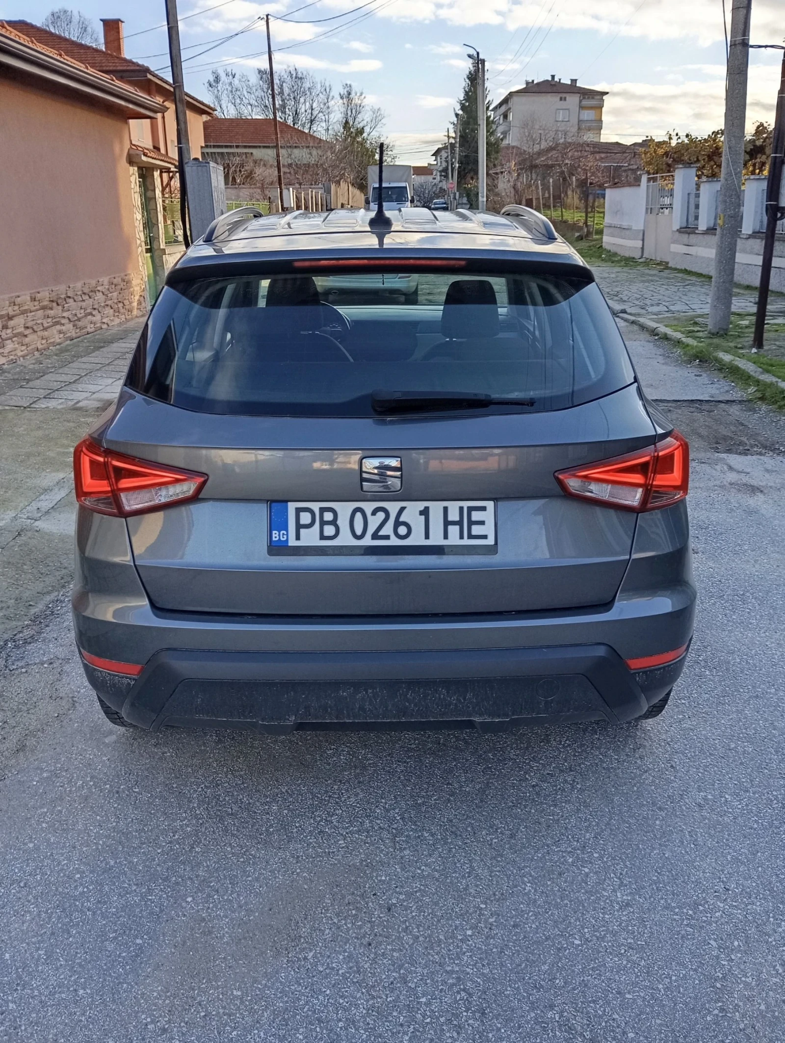 Seat Arona 1.6 TDI , снимка 3 - Автомобили и джипове - 53739551
