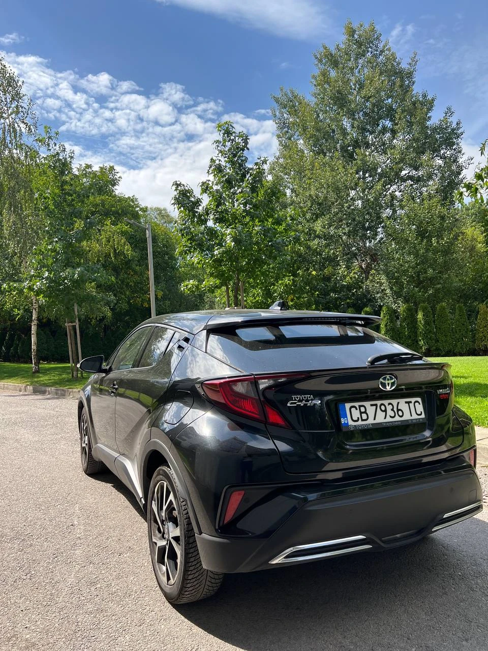 Toyota C-HR ПОДНОВЕНА ГАРАНЦИЯ, снимка 2 - Автомобили и джипове - 54403545