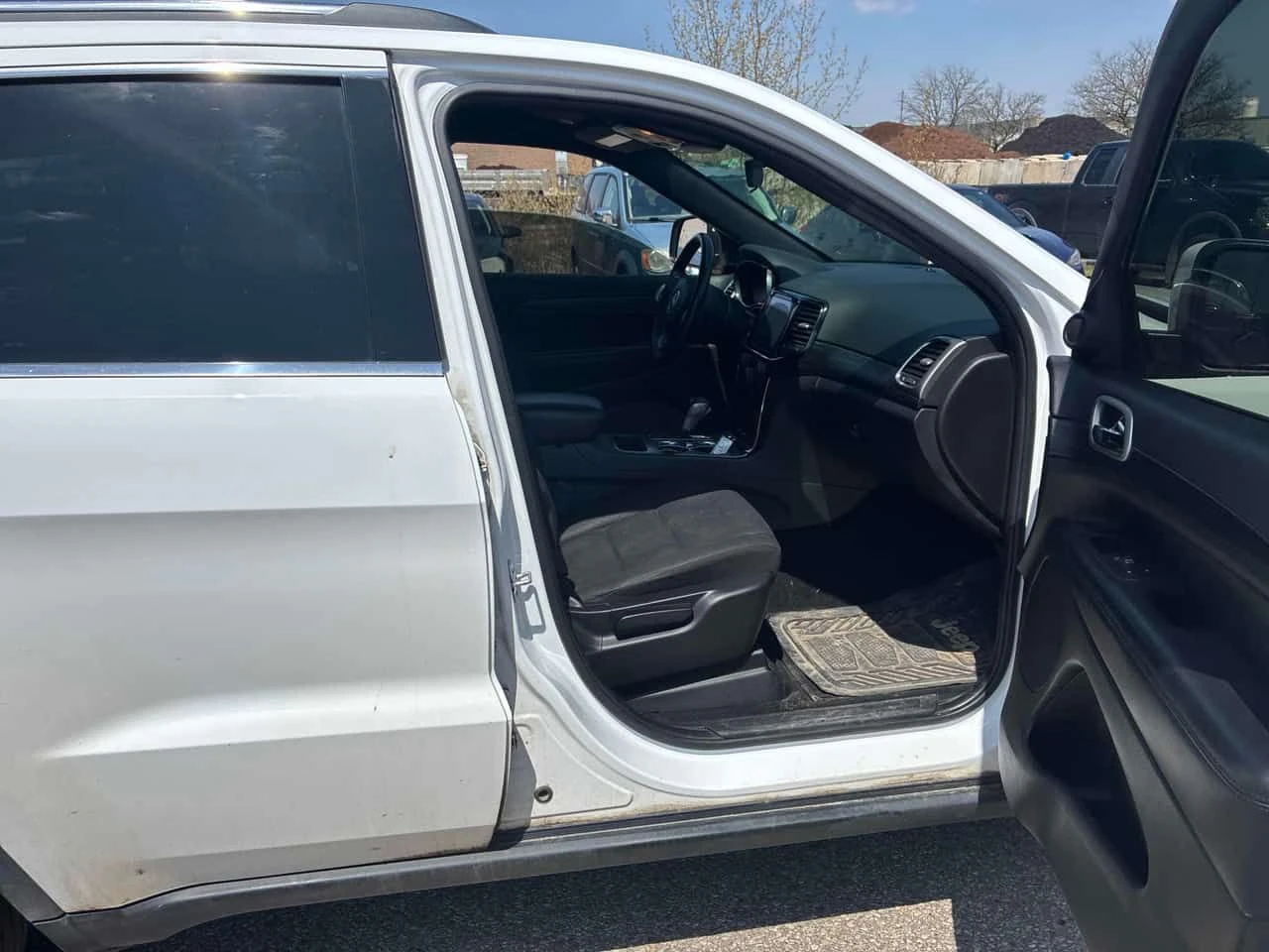 Jeep Grand cherokee * Laredo * CARFAX * ���� �� �� | Mobile.bg � ����������� 11