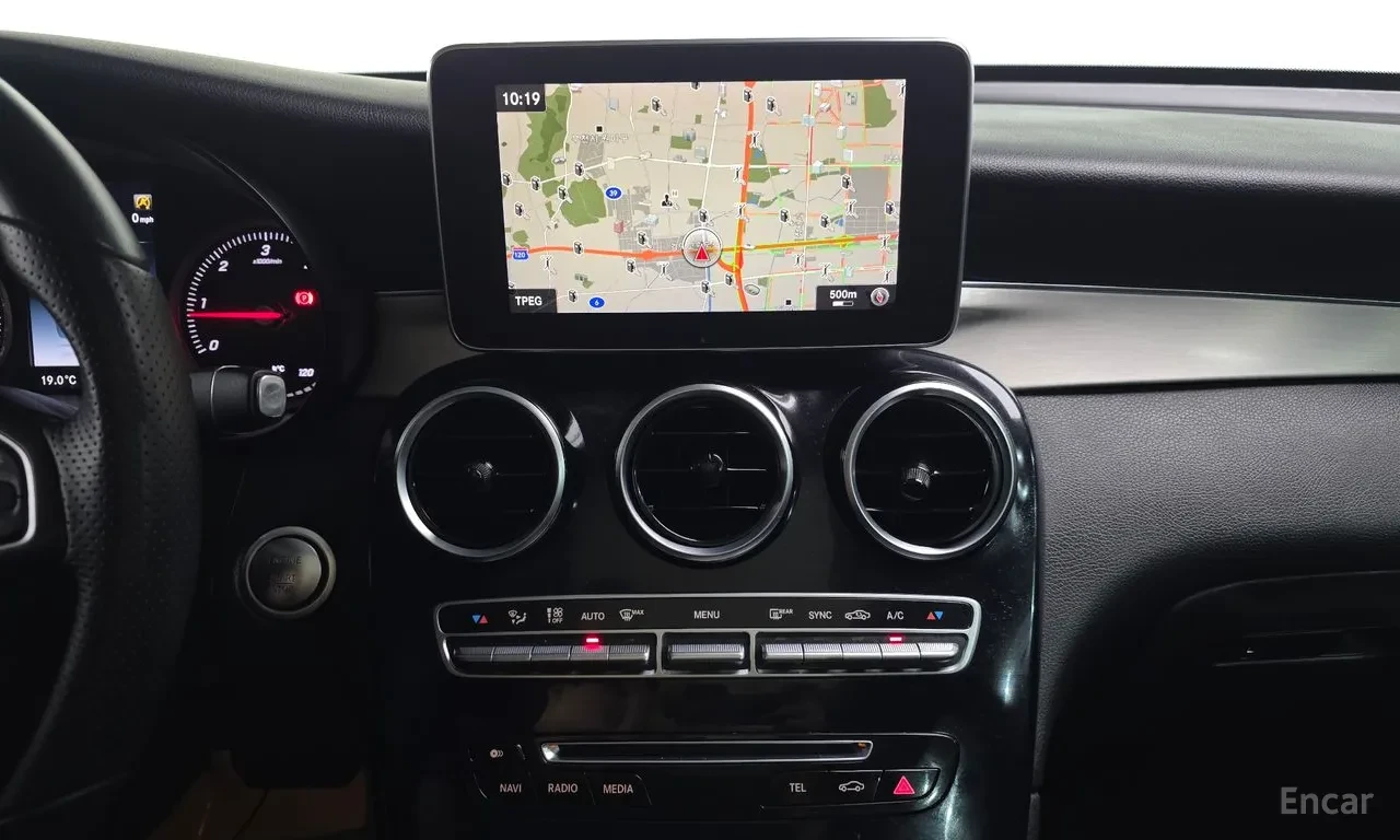 Mercedes-Benz GLC 220 МАЛКО КИЛОМЕТРИ/ОТЛИЧНО СЪСТОЯНИЕ/ЦЕНА ДО БЪЛГАРИЯ, снимка 12 - Автомобили и джипове - 54749843