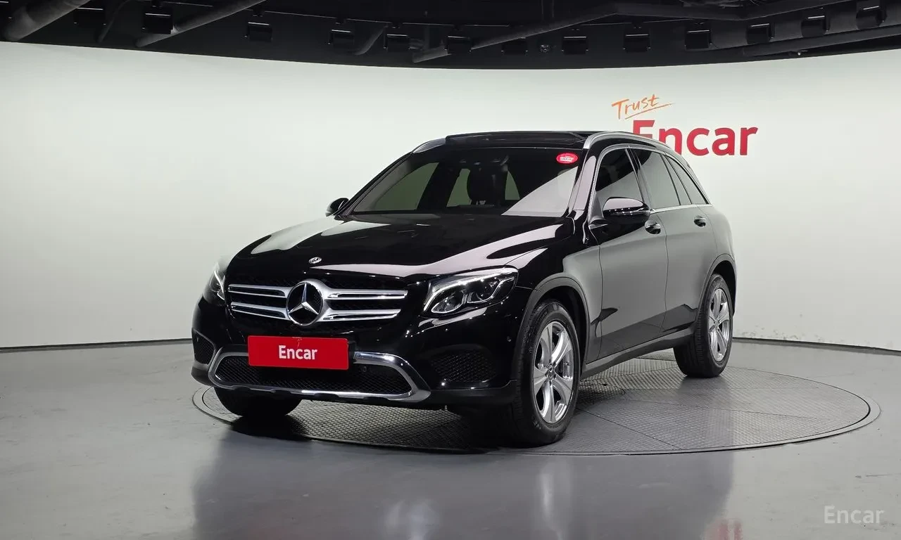 Mercedes-Benz GLC 220 МАЛКО КИЛОМЕТРИ/ОТЛИЧНО СЪСТОЯНИЕ/ЦЕНА ДО БЪЛГАРИЯ