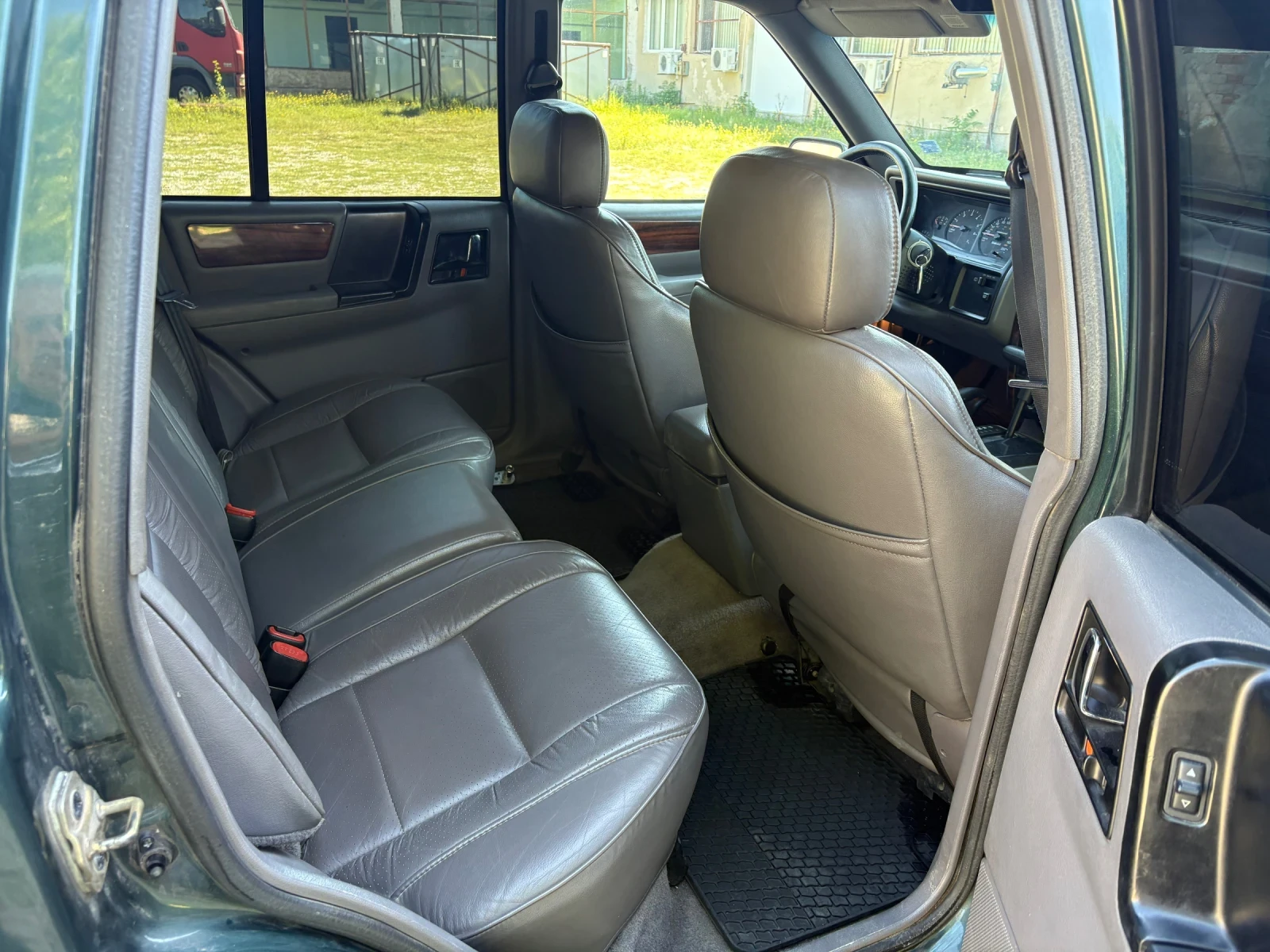 Jeep Grand cherokee, снимка 6 - Автомобили и джипове - 55167975