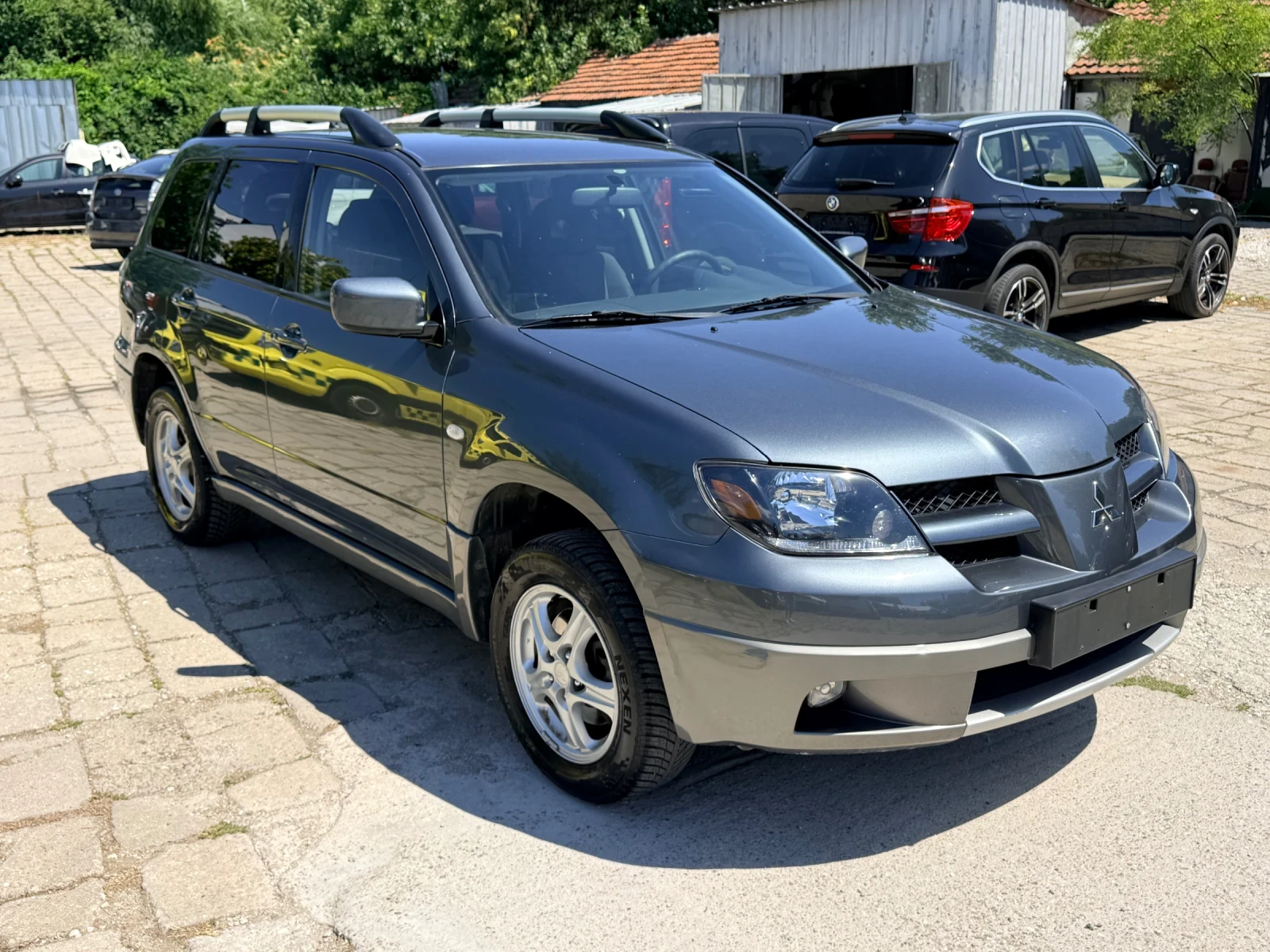 Mitsubishi Outlander 2.0i* BRC* 100%ОБСЛУЖЕН* БЕЗ РЪЖДА* НОВИ ГУМИ* 