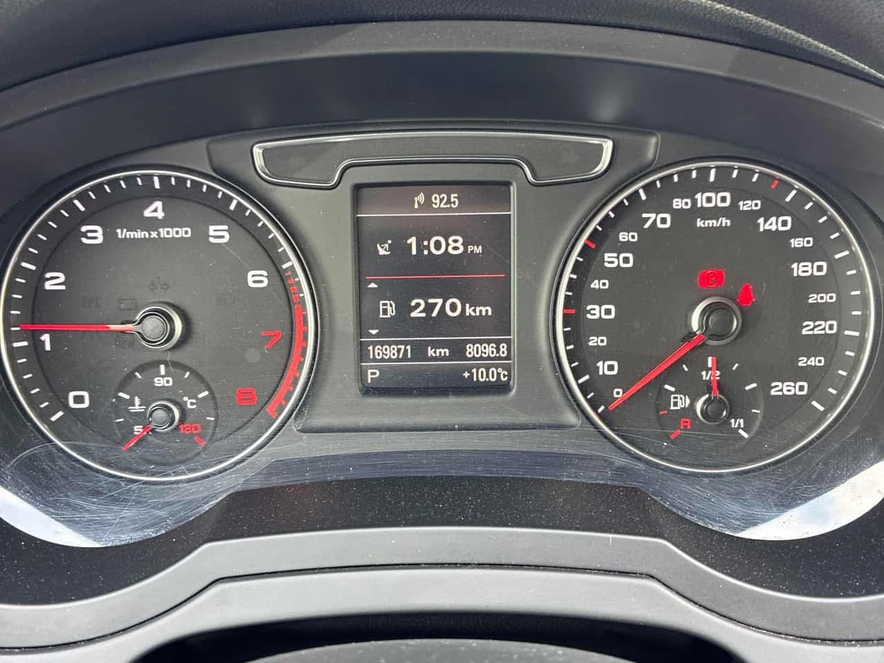 Audi Q3 * Progressiv * CARFAX * ЦЕНА ДО БГ, снимка 8 - Автомобили и джипове - 56625881