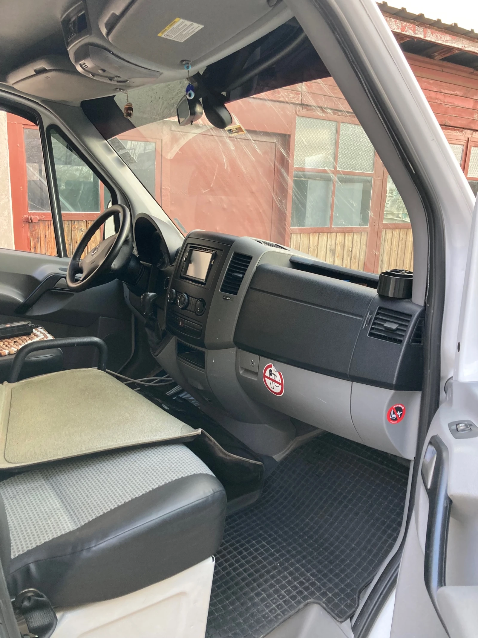 Mercedes-Benz Sprinter 311  - изображение 4