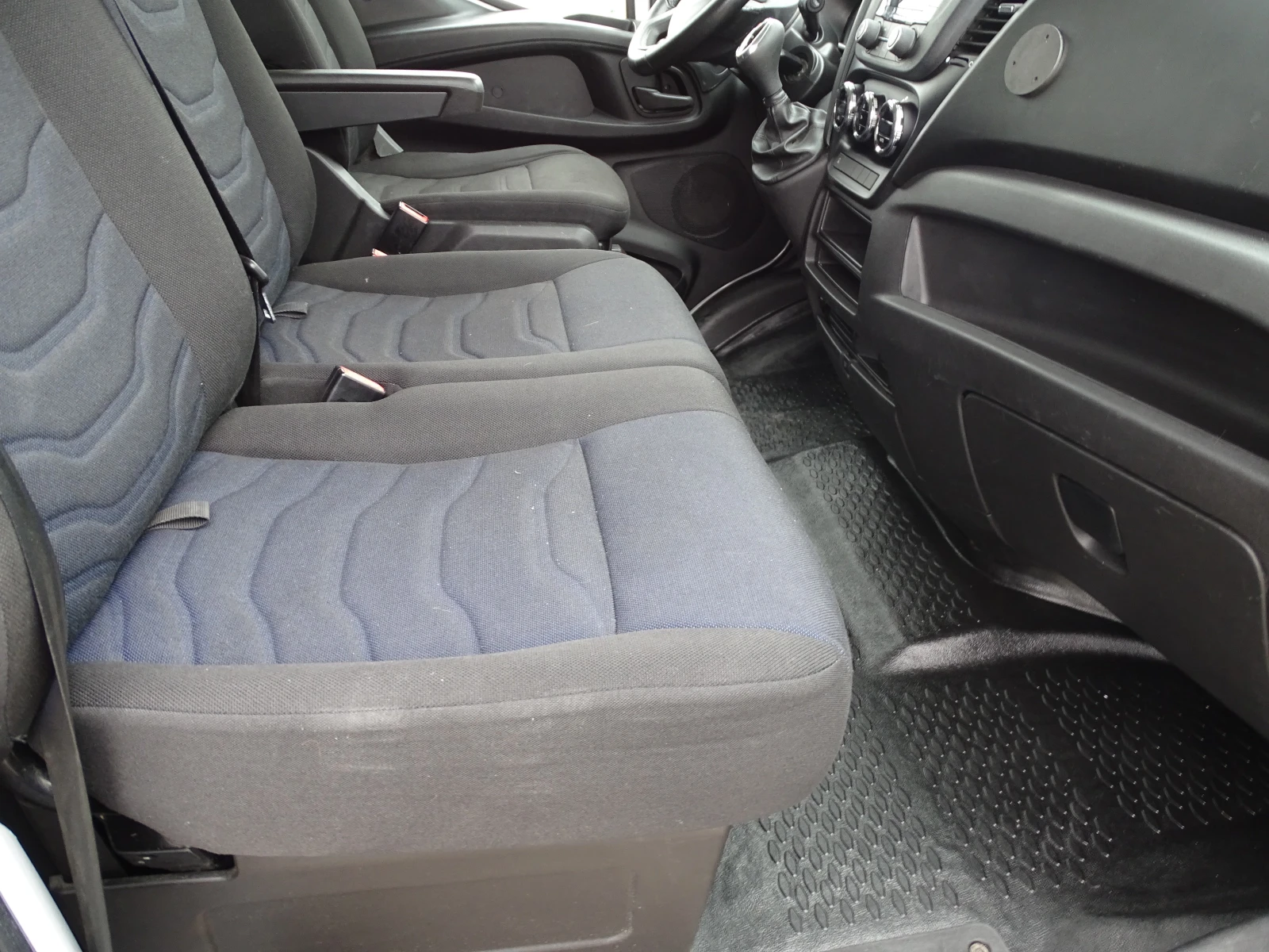 Iveco 35S18  * * *  * * *  | Mobile.bg   13