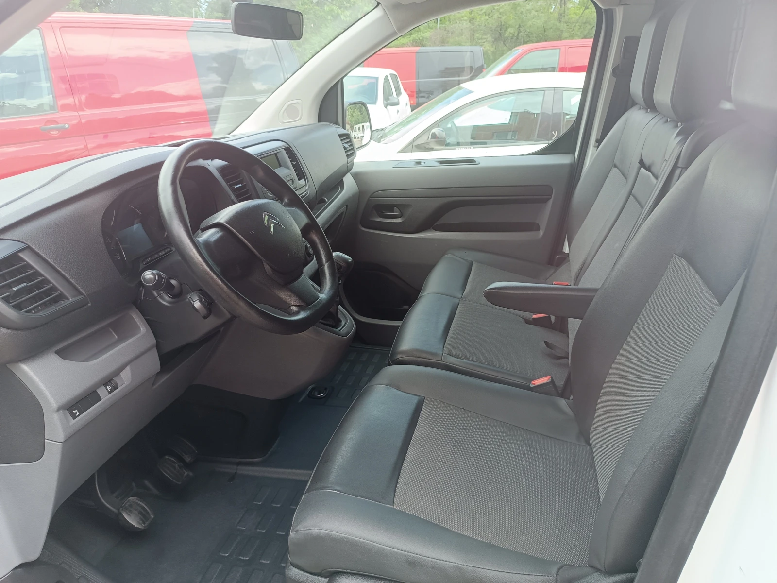 Citroen Jumpy 1.6 HDi EURO 6B, снимка 8 - Бусове и автобуси - 54576483