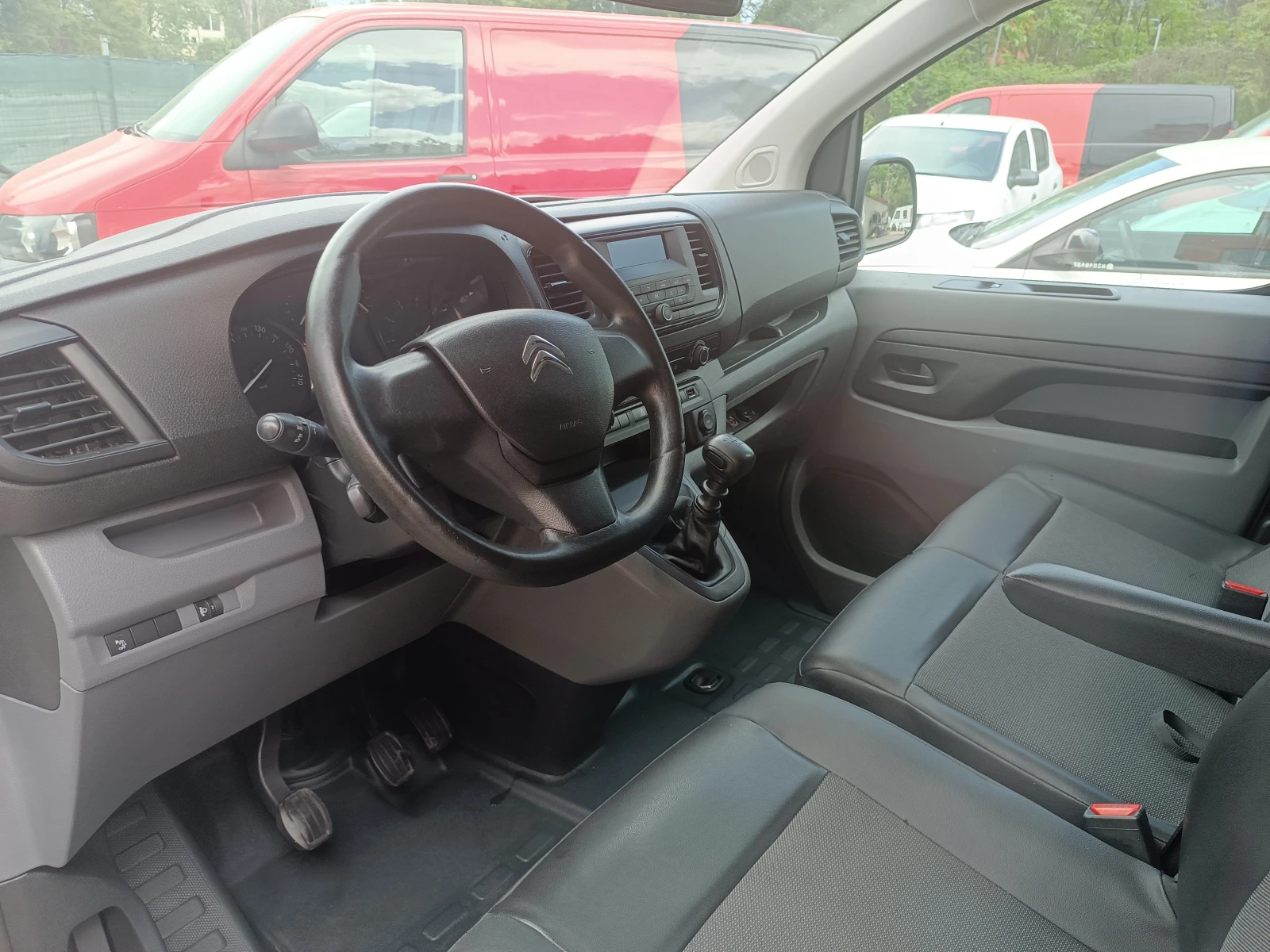 Citroen Jumpy 1.6 HDi EURO 6B, снимка 9 - Бусове и автобуси - 54576483