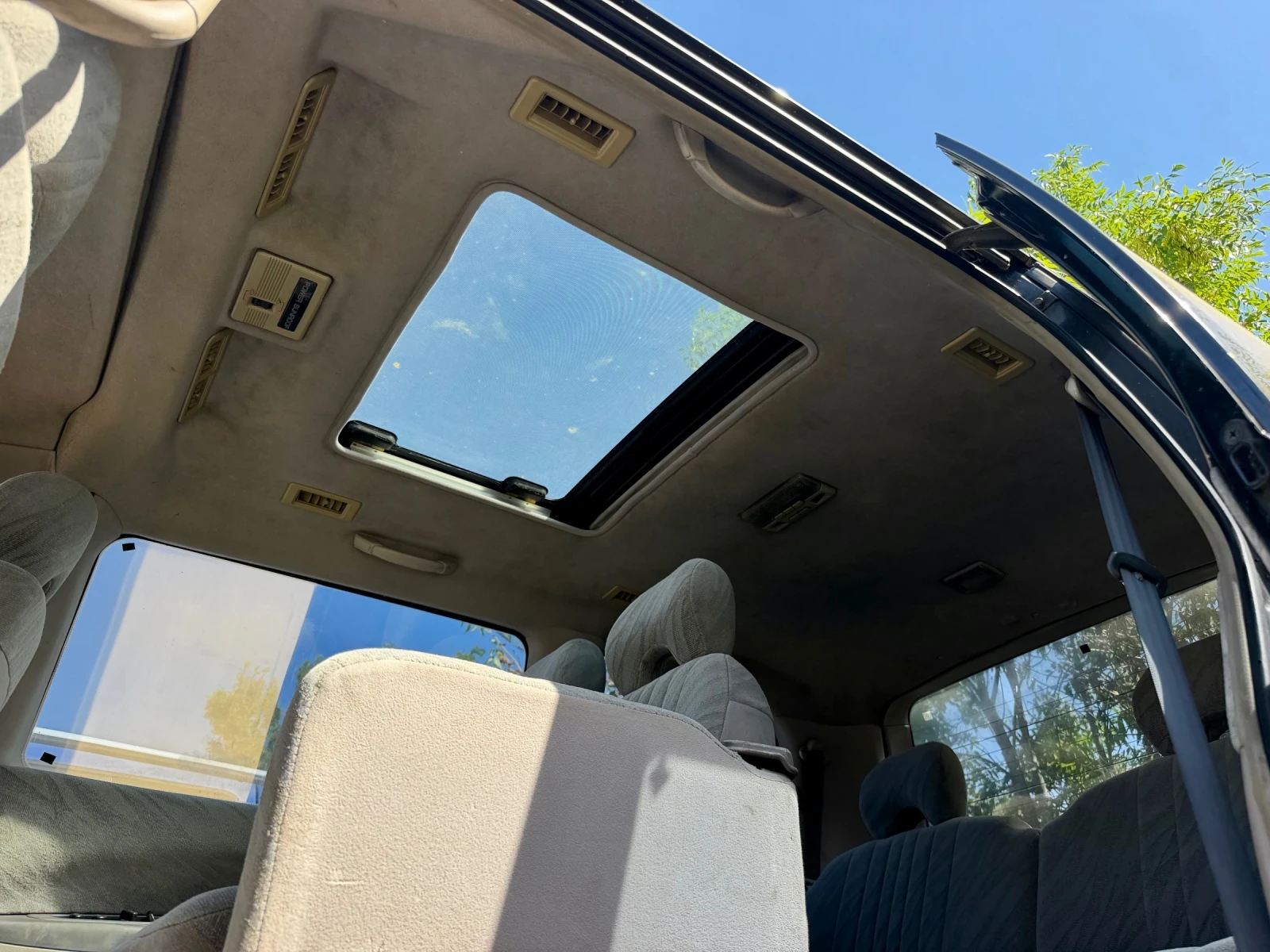 Mitsubishi Delica 2.8TDI 4x4, снимка 9 - Бусове и автобуси - 55725672