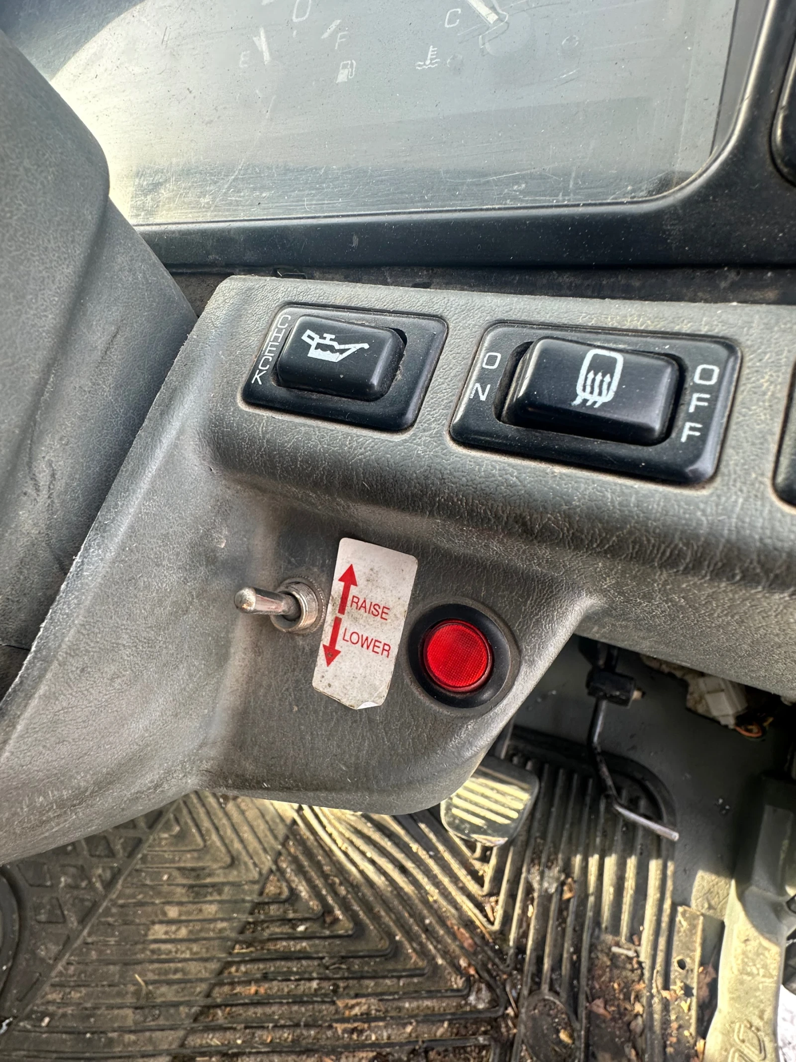 Mitsubishi Canter 3.0 - изображение 5