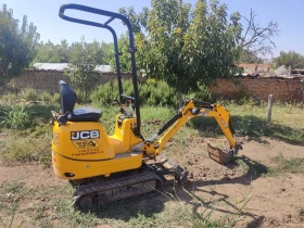      JCB 8008 CTS