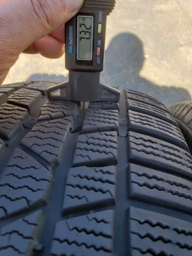 Гуми Зимни 225/55R16, снимка 7