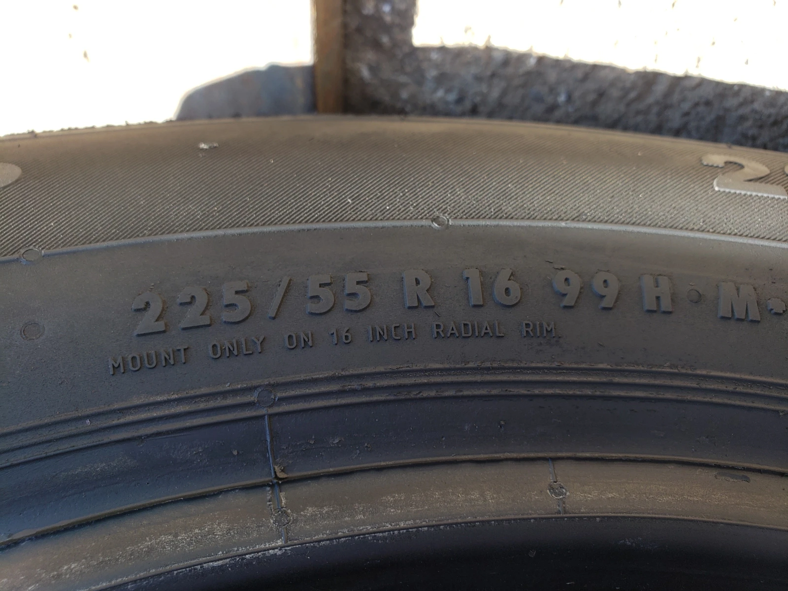 Гуми Зимни 225/55R16, снимка 6 - Гуми и джанти - 55989765
