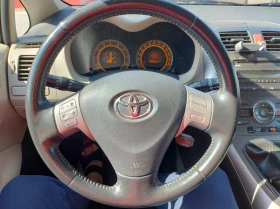 Toyota Auris, снимка 15