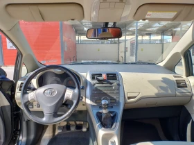 Toyota Auris, снимка 11
