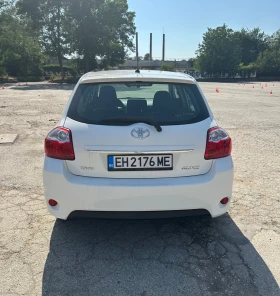Toyota Auris 1.33 VVT-I 99kc 6  | Mobile.bg    8