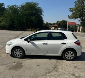 Toyota Auris 1.33 VVT-I 99kc 6  | Mobile.bg    7