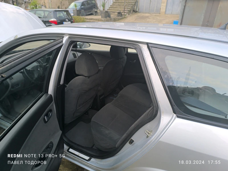 Nissan Primera 1.8i, снимка 7 - Автомобили и джипове - 46782853