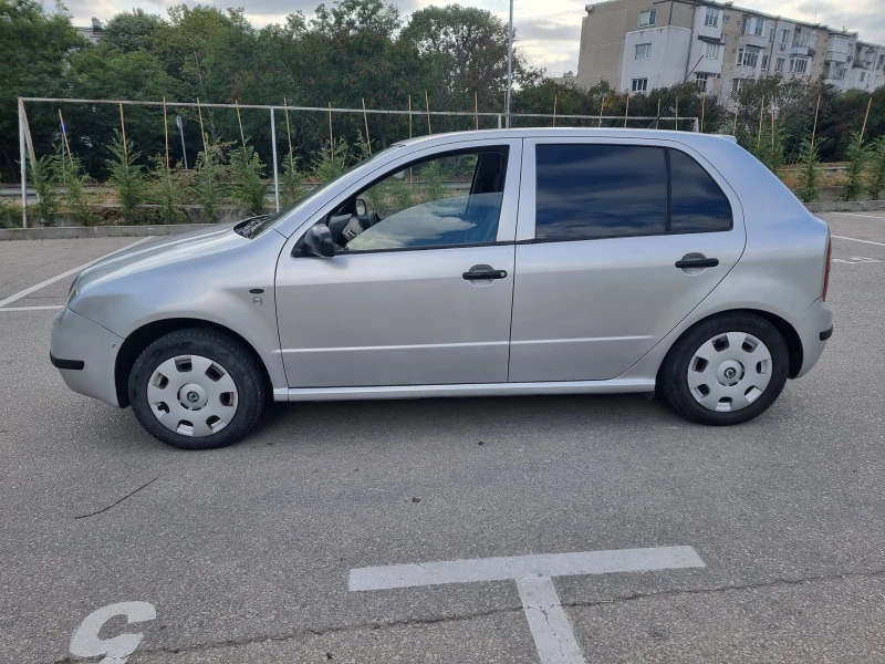 Skoda Fabia, снимка 2 - Автомобили и джипове - 47337273